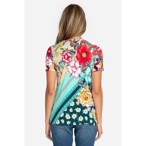 JOHNNY WAS Nellie Favorite S/S Multicolor Floral V-Neck Swing Tee Size L - Picture 2 of 13